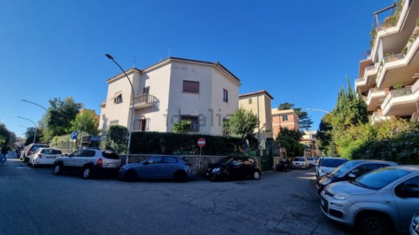 appartamento in vendita a Roma in zona Monte Sacro/Talenti