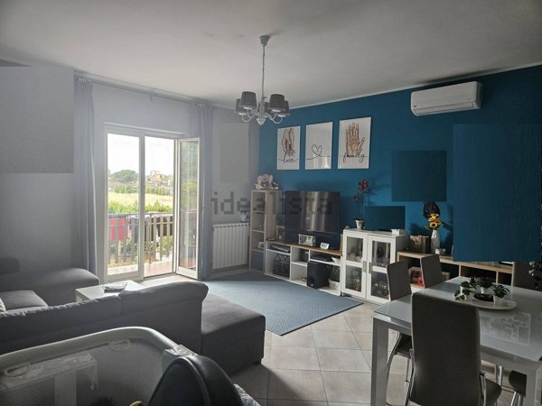 appartamento in vendita a Roma in zona Finocchio