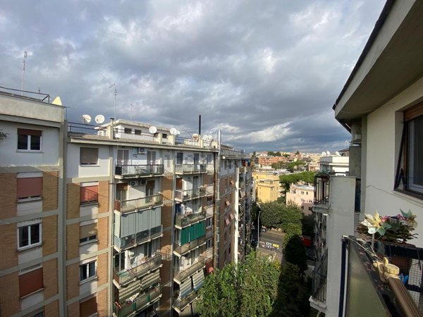appartamento in vendita a Roma in zona Gianicolense
