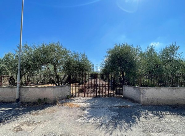 terreno edificabile in vendita a Roma in zona Ponte di Nona