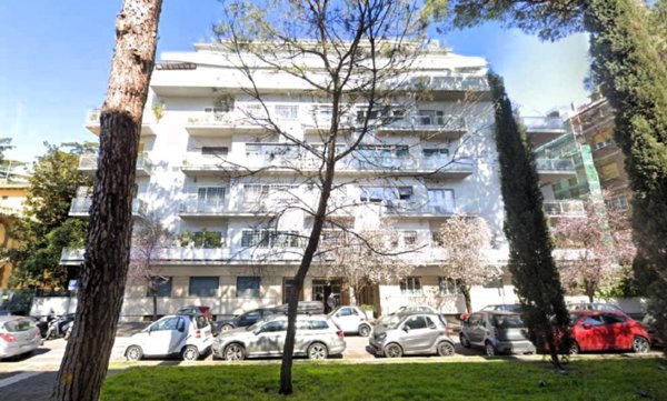 appartamento in vendita a Roma in zona Della Vittoria