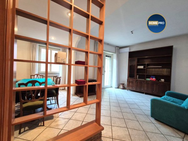 appartamento in vendita a Roma in zona Appio Latino