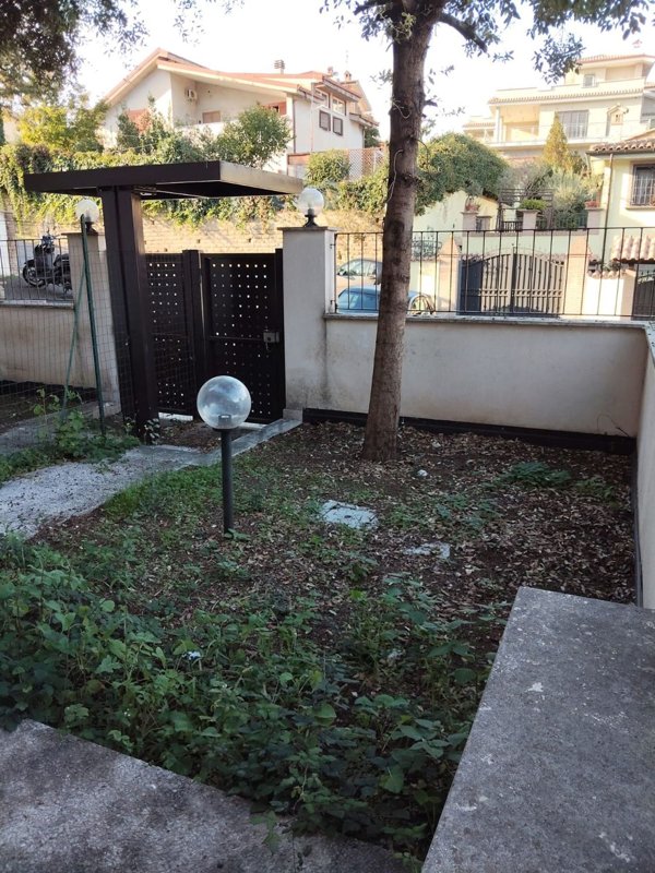 appartamento in vendita a Roma in zona Torrevecchia