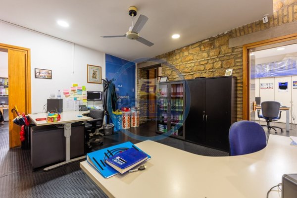 appartamento in vendita a Roma in zona Castro Pretorio