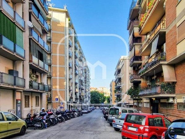 appartamento in vendita a Roma in zona Gianicolense