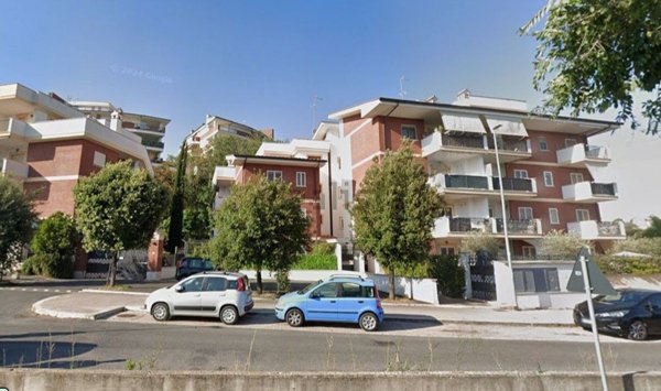 appartamento in vendita a Roma in zona Selva Candida