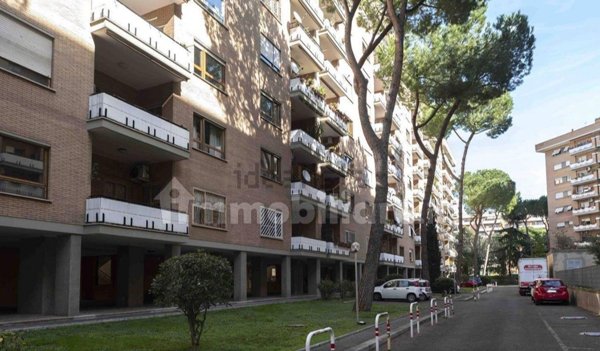 appartamento in vendita a Roma in zona Osteria del Curato