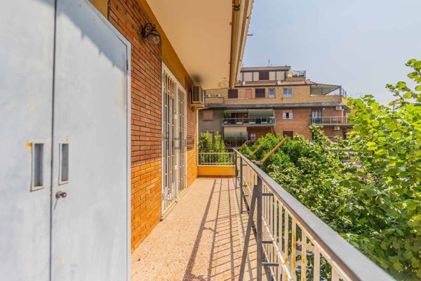 appartamento in vendita a Roma in zona Prenestino-Centocelle