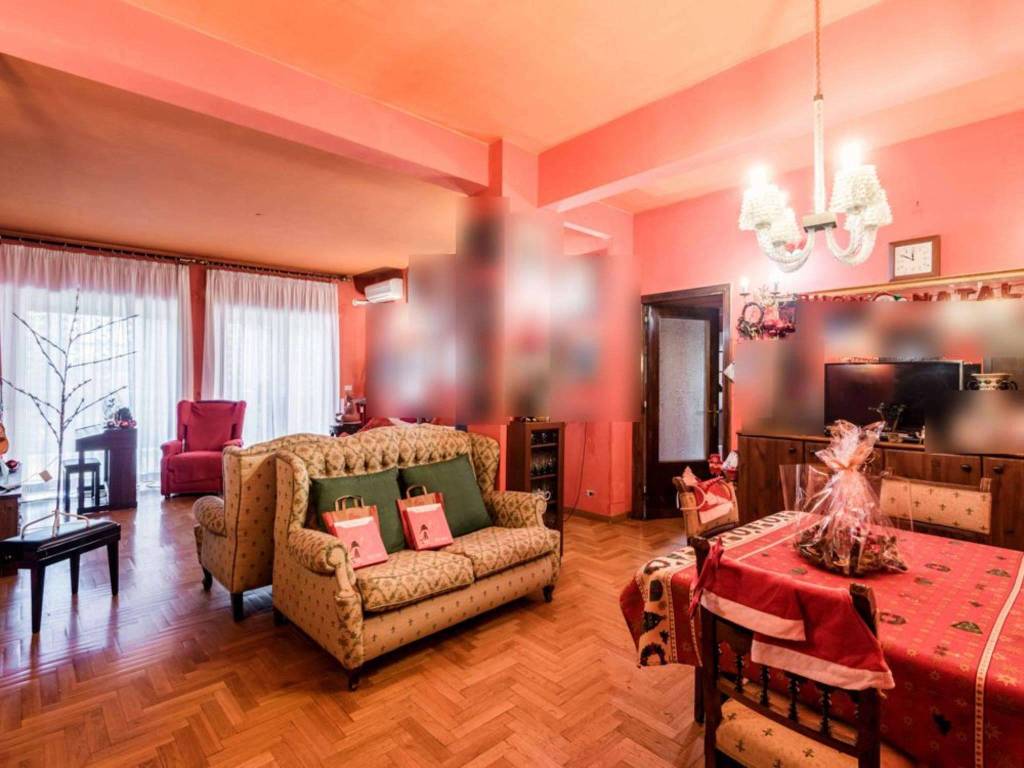 appartamento in vendita a Roma in zona Nomentano