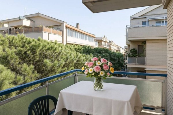 appartamento in vendita a Roma in zona Ostia