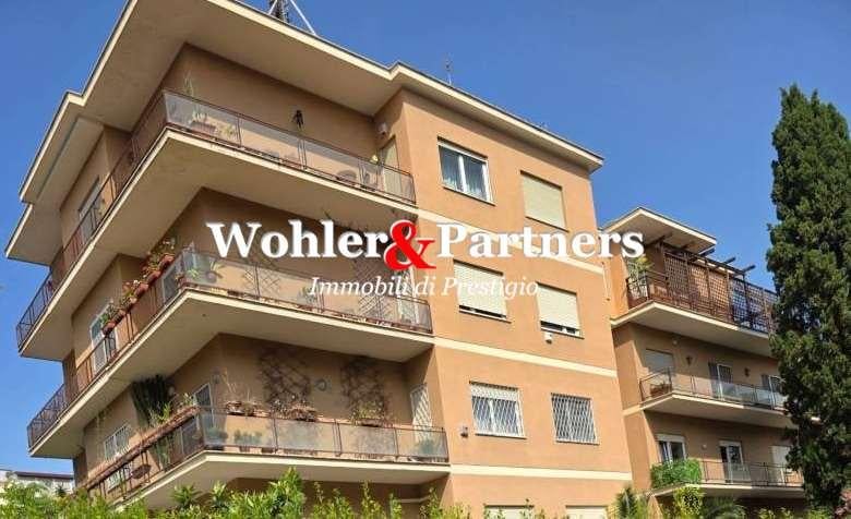 appartamento in vendita a Roma in zona Della Vittoria