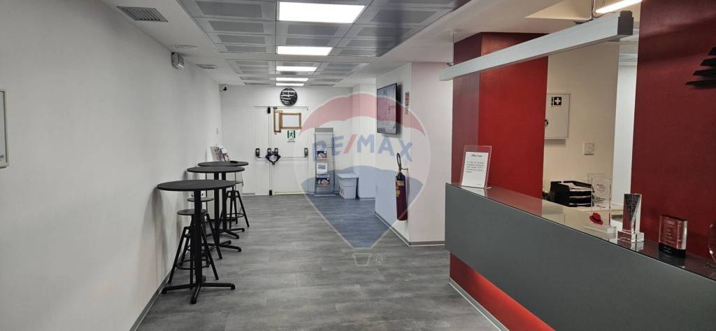ufficio in vendita a Roma in zona EUR