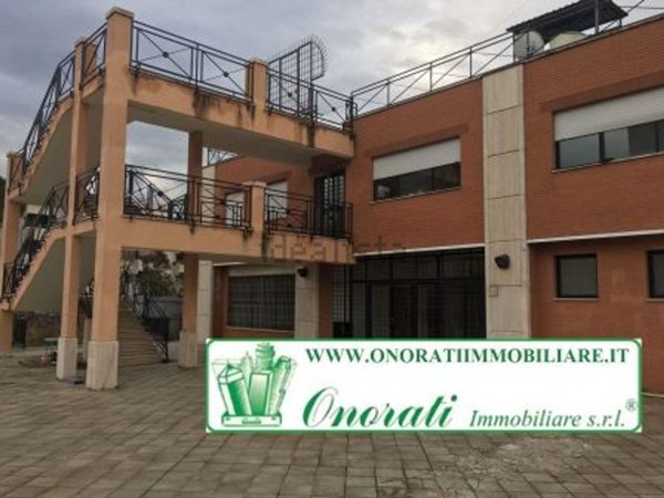 ufficio in vendita a Roma in zona Settecamini