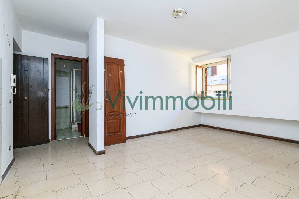 appartamento in vendita a Roma in zona Ostiense