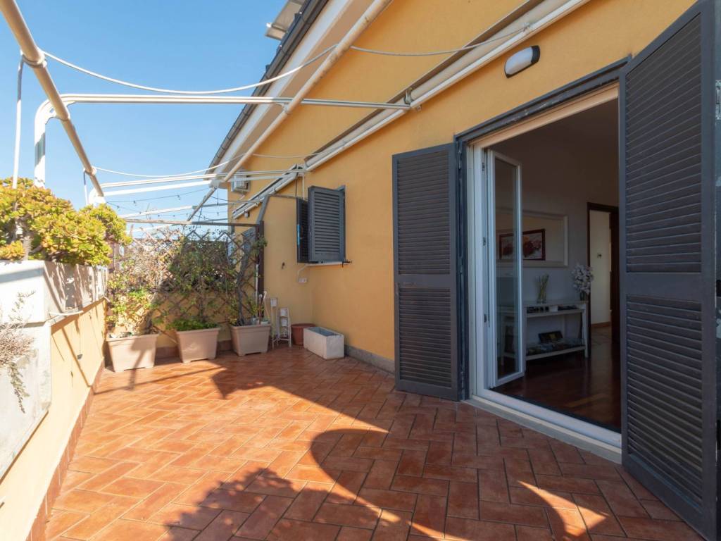 appartamento in vendita a Roma in zona Casalotti