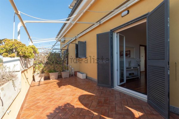 appartamento in vendita a Roma in zona Selva Candida