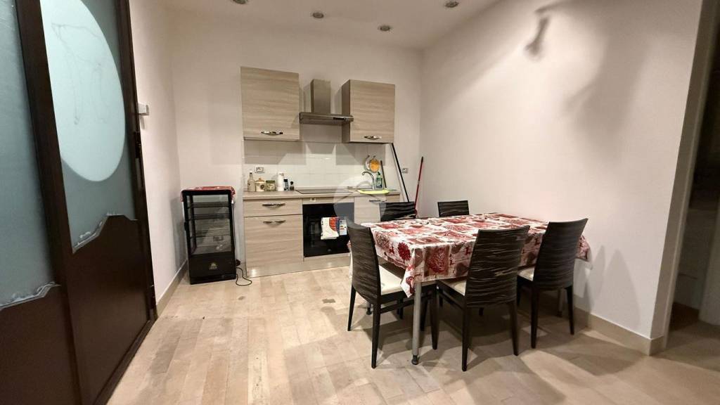 appartamento in vendita a Roma in zona Tuscolano