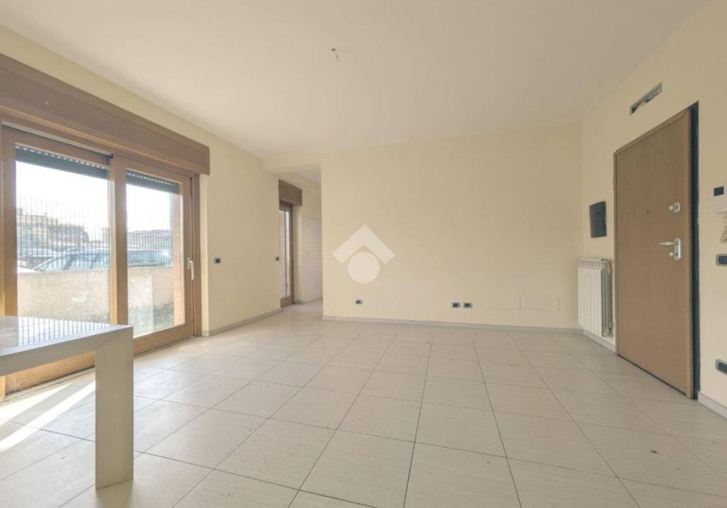 appartamento in vendita a Roma in zona Osteria del Curato