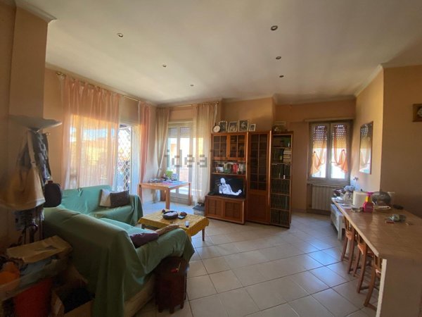 appartamento in vendita a Roma in zona Prenestino-Centocelle