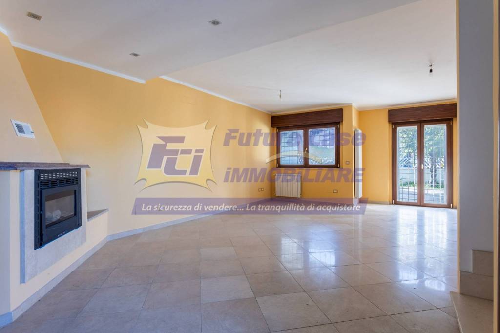 casa indipendente in vendita a Roma in zona Acilia