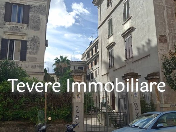appartamento in vendita a Roma in zona Testaccio