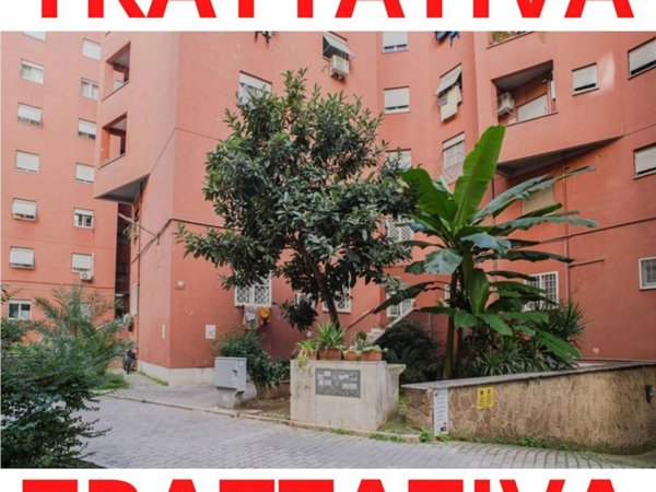 appartamento in vendita a Roma in zona Cinecittà