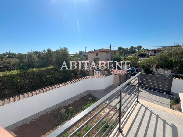 appartamento in vendita a Roma in zona Ostia Antica