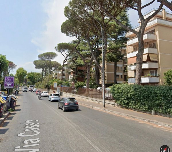 appartamento in vendita a Roma in zona Tomba di Nerone