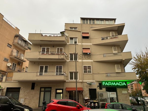 appartamento in vendita a Roma in zona Torrevecchia