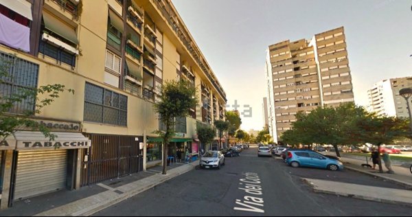ufficio in vendita a Roma in zona Torre Angela