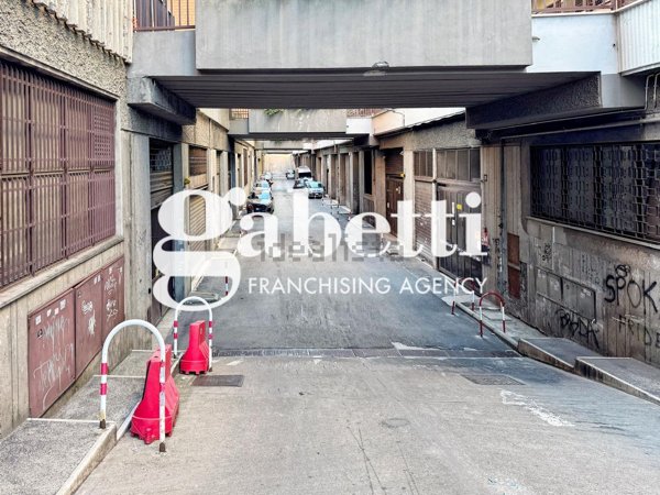 casa indipendente in vendita a Roma in zona Collatino