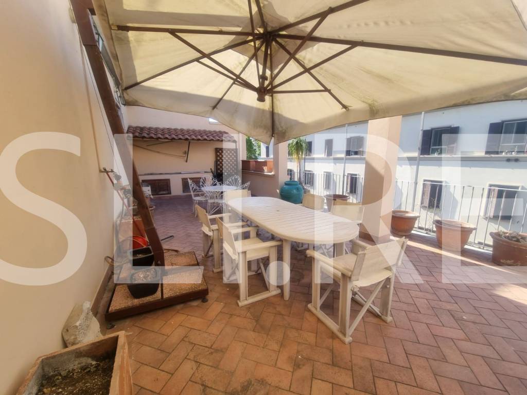 appartamento in vendita a Roma in zona Ostiense