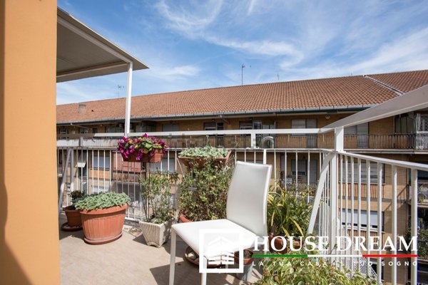 appartamento in vendita a Roma in zona Don Bosco