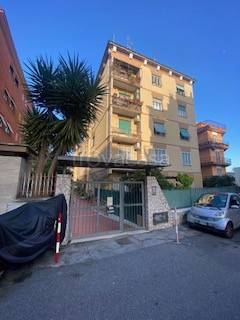 appartamento in vendita a Roma in zona Aurelio