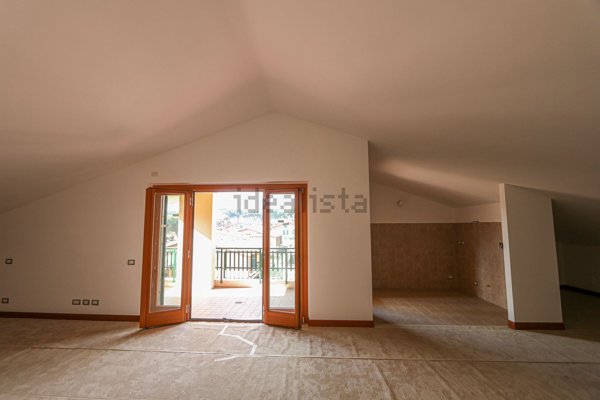 appartamento in vendita a Roma in zona Grottarossa