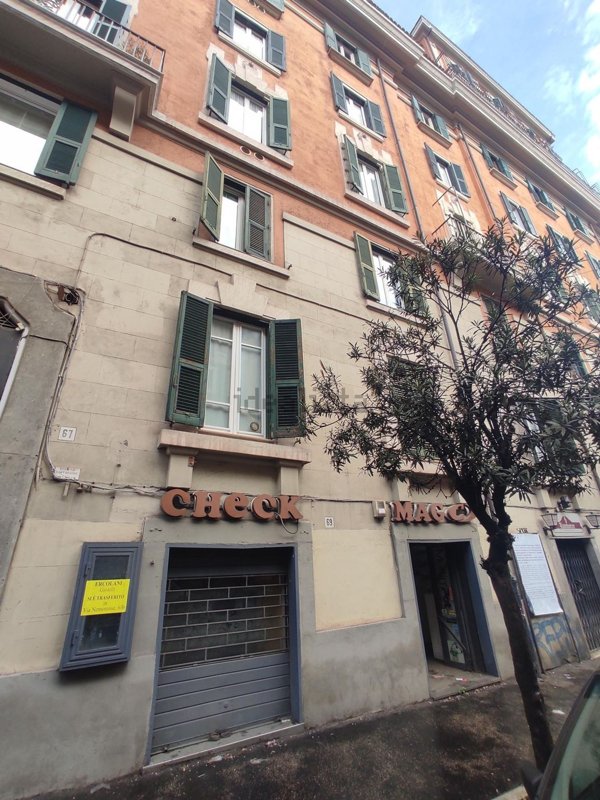 locale commerciale in vendita a Roma in zona Trieste