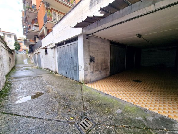 ufficio in vendita a Roma in zona Alessandrino