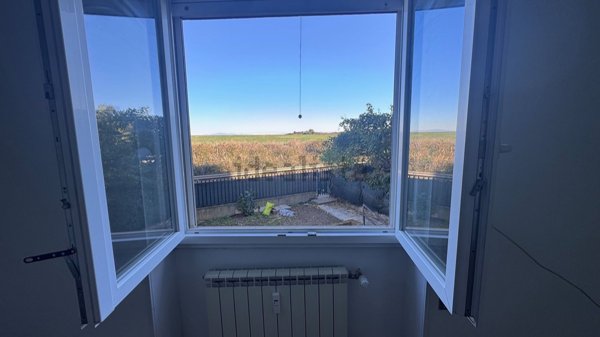 appartamento in vendita a Roma in zona Axa