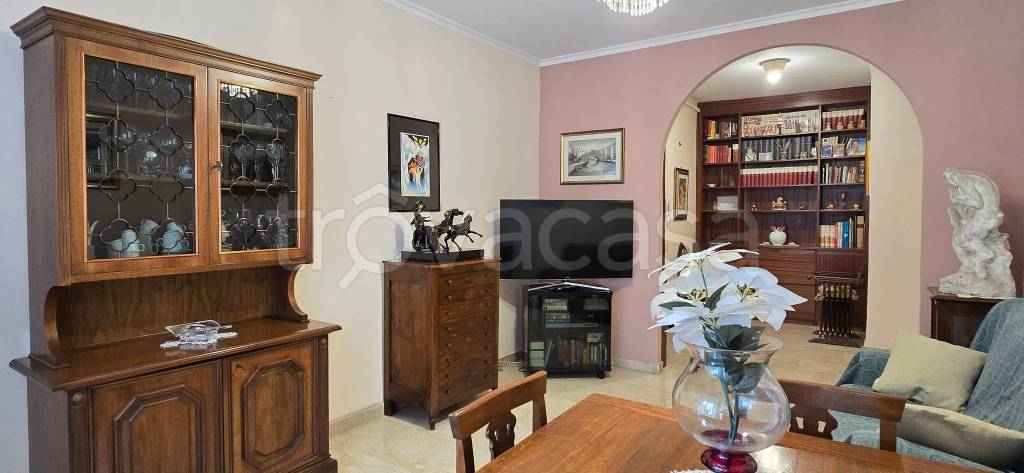 appartamento in vendita a Roma in zona Ostiense