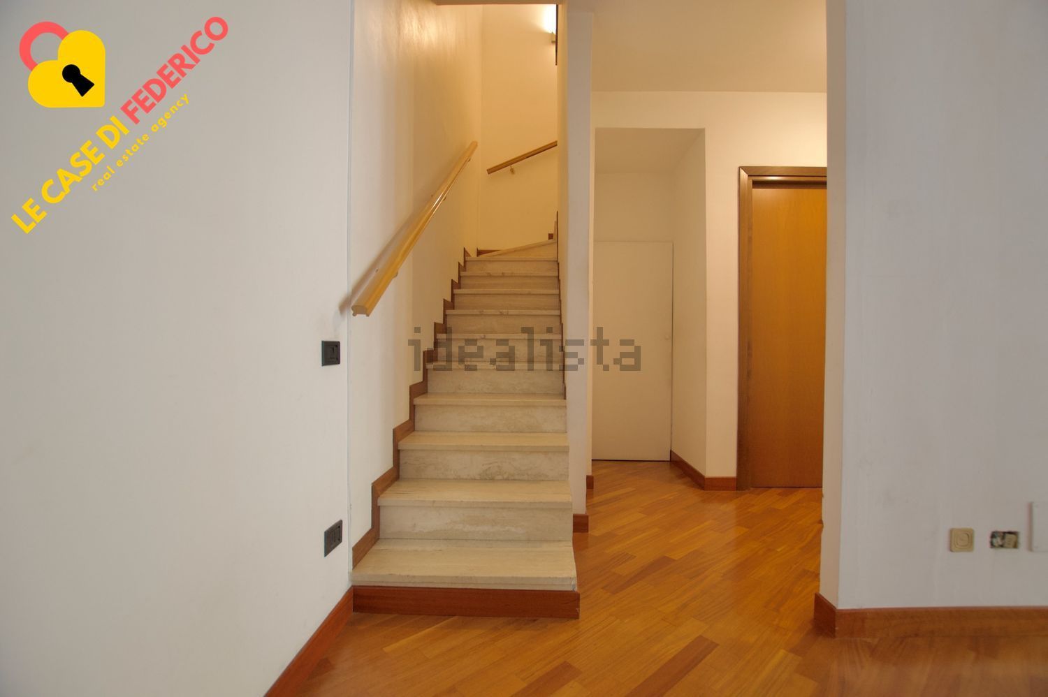 appartamento in vendita a Roma in zona Ardeatino