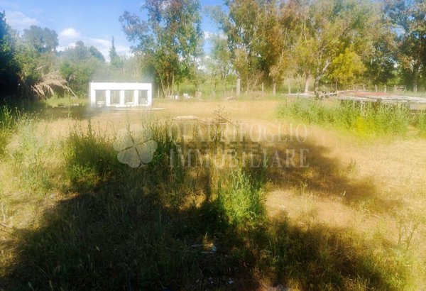 terreno edificabile in vendita a Roma in zona Casal Palocco