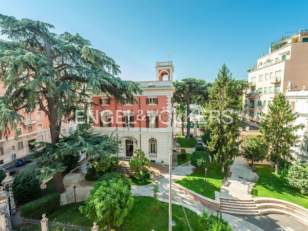appartamento in vendita a Roma in zona Celio