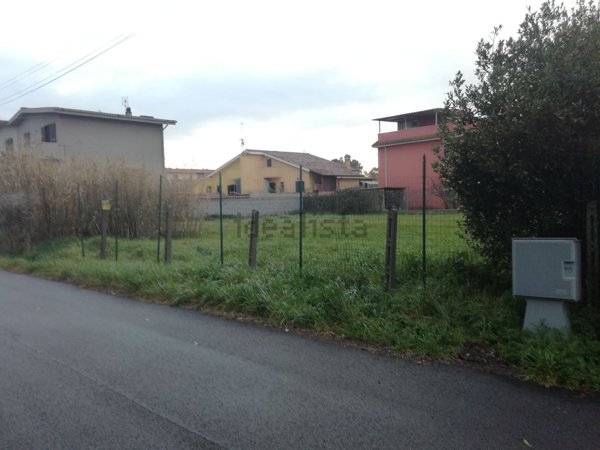 terreno edificabile in vendita a Roma in zona Piana del Sole