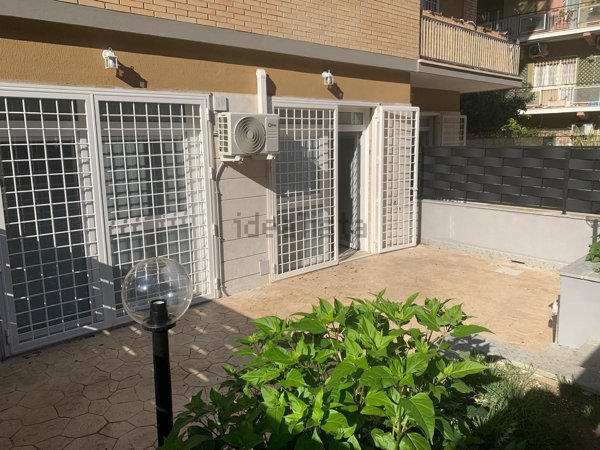 appartamento in vendita a Roma in zona Primavalle