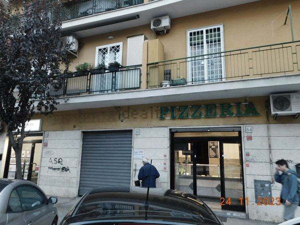 negozio in vendita a Roma in zona Prenestino-Labicano