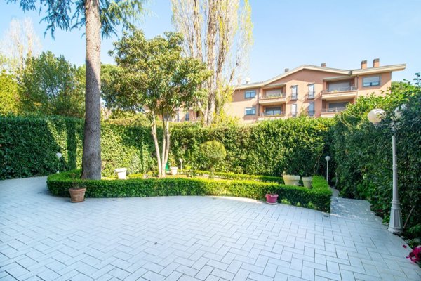 appartamento in vendita a Roma in zona Olgiata