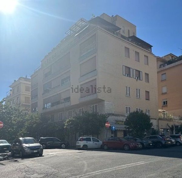 appartamento in vendita a Roma in zona Nomentano