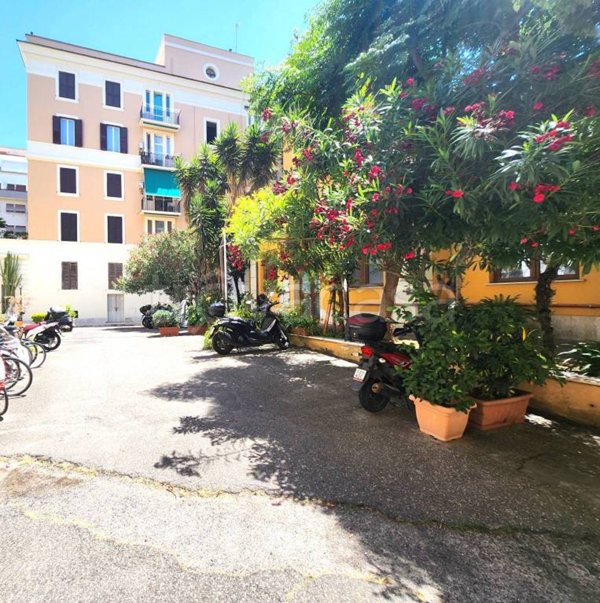 appartamento in vendita a Roma in zona Testaccio