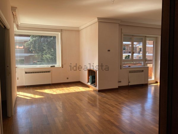 appartamento in vendita a Roma in zona Della Vittoria