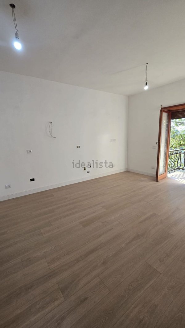 appartamento in vendita a Roma in zona Valle Muricana